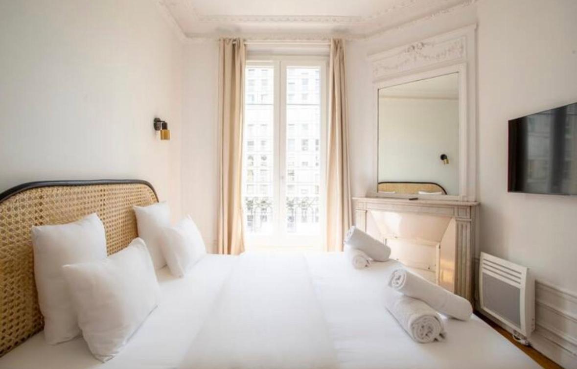 Luxury Suites Tour Eiffel Best View Paris Bagian luar foto